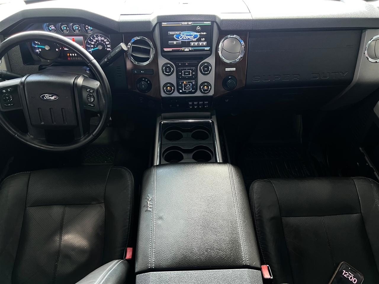 Ford F-250 SD Lariat Crew Cab 4WD 2015