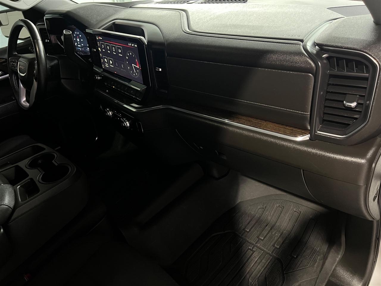 GMC Sierra 1500 SLE Crew Cab 4WD 2023