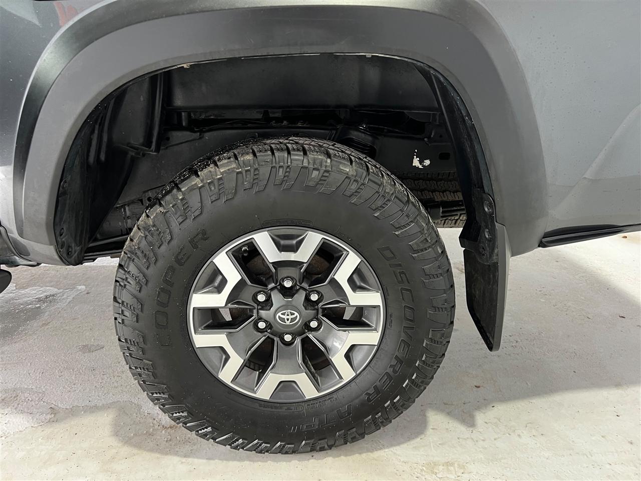 Toyota Tacoma SR5 Double Cab Long Bed V6 6AT 4WD 2018