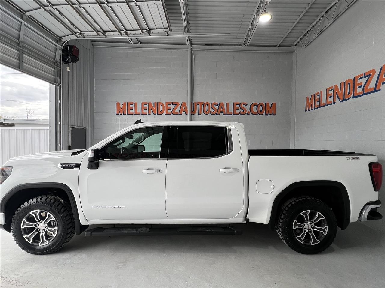 GMC Sierra 1500 SLE Crew Cab 4WD 2023