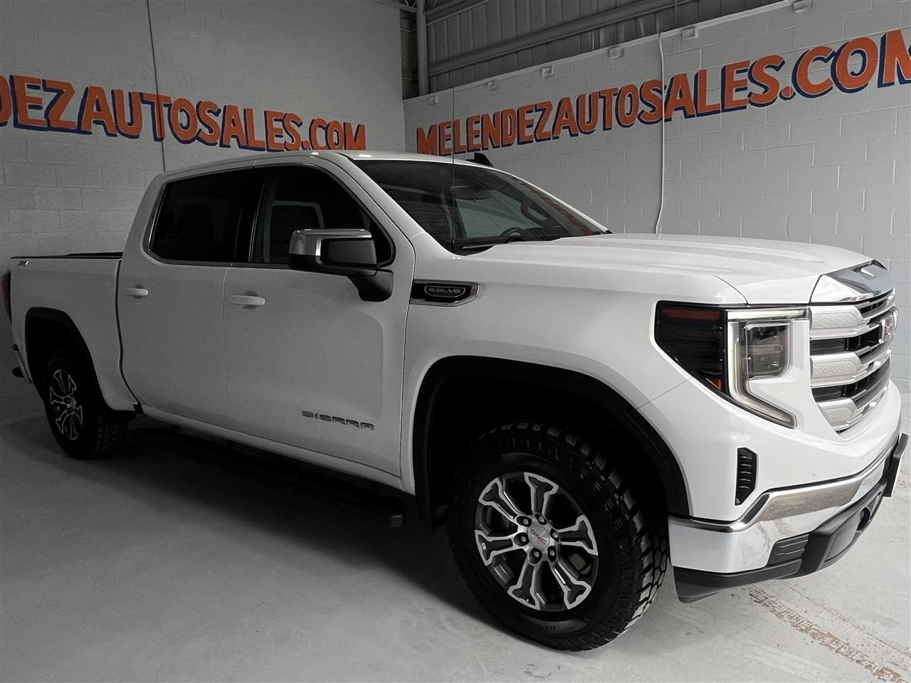 GMC Sierra 1500 SLE Crew Cab 4WD 2023