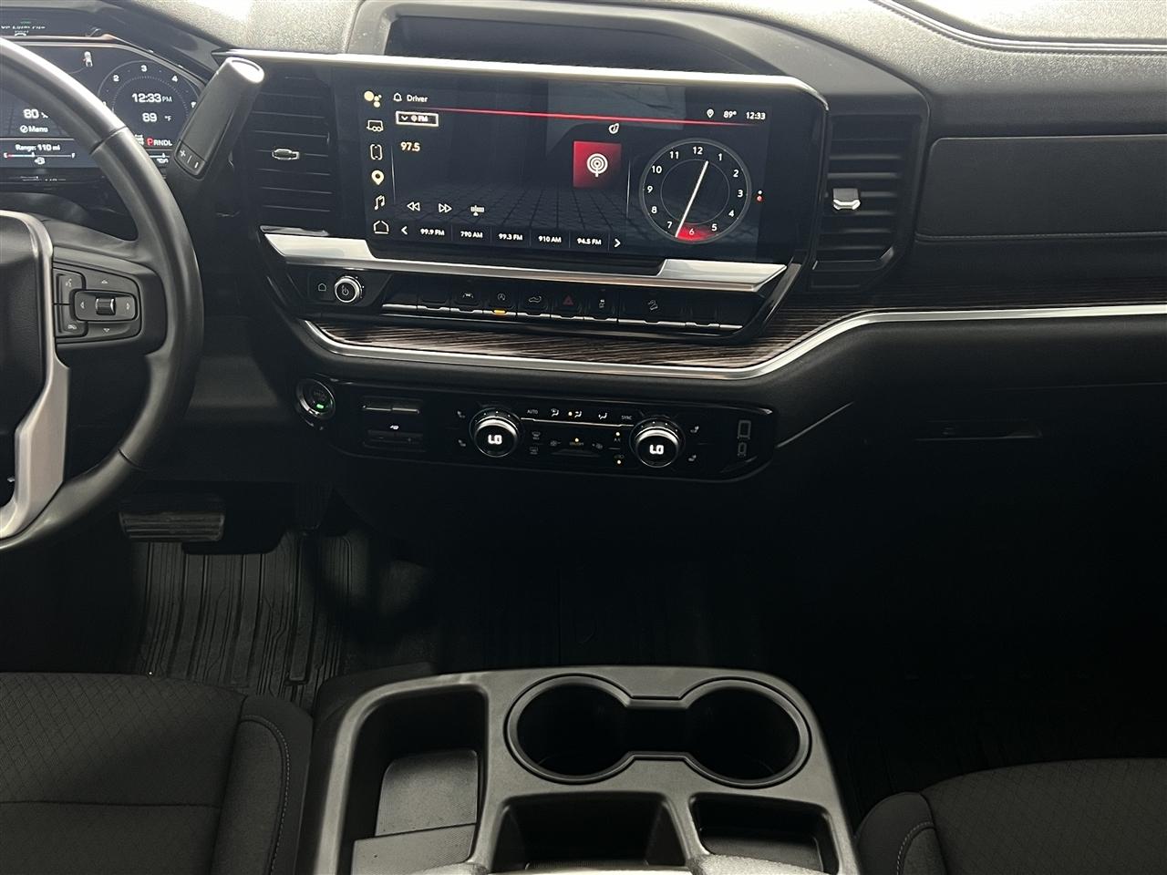 GMC Sierra 1500 SLE Crew Cab 4WD 2023