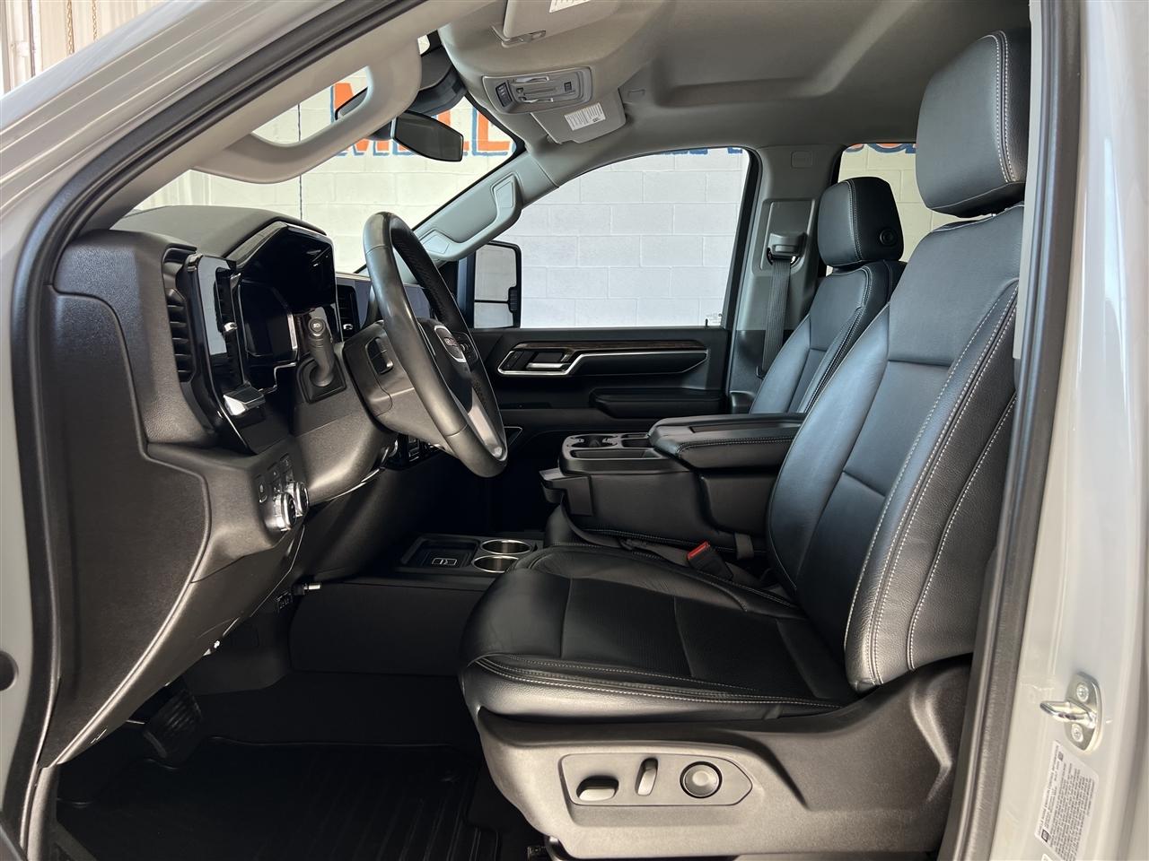 GMC Sierra 2500HD SLE Crew Cab 4WD 2024