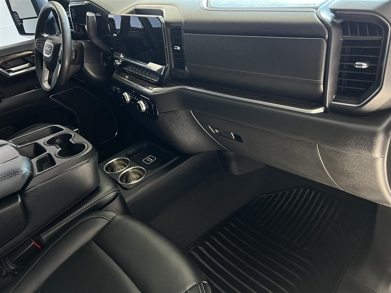 GMC Sierra 2500HD SLE Crew Cab 4WD 2024