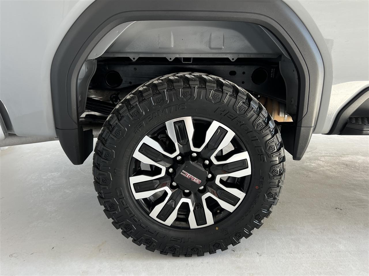 GMC Sierra 2500HD SLE Crew Cab 4WD 2024