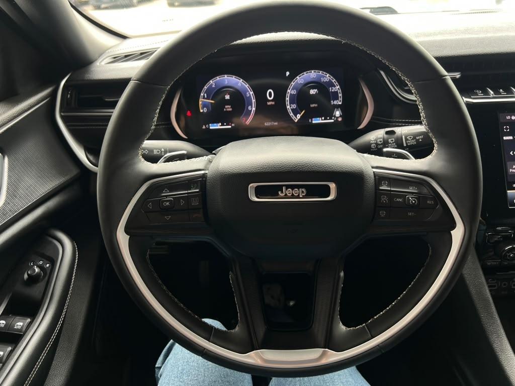 Jeep Grand Cherokee Laredo 4WD 2023