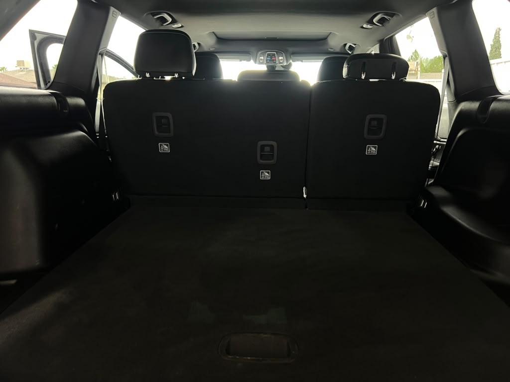 Jeep Grand Cherokee Laredo 4WD 2023