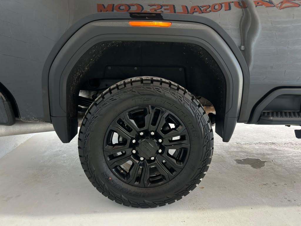 GMC Sierra 2500HD Denali Crew Cab 4WD SB 2022