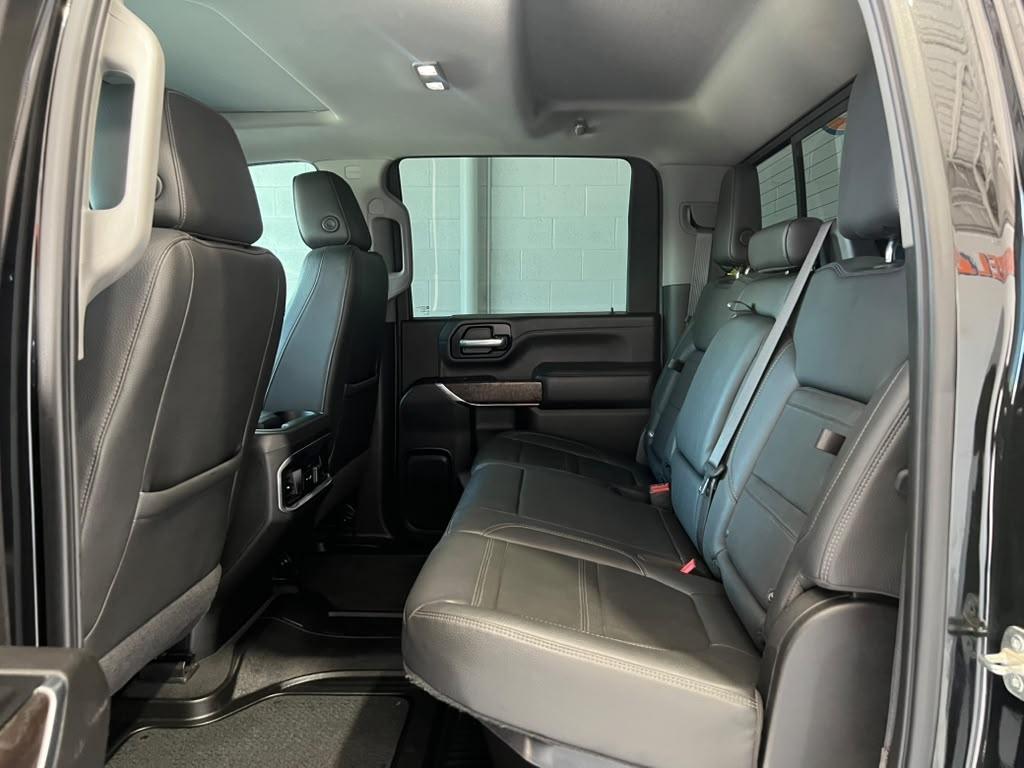 GMC Sierra 2500HD Denali Crew Cab 4WD SB 2022