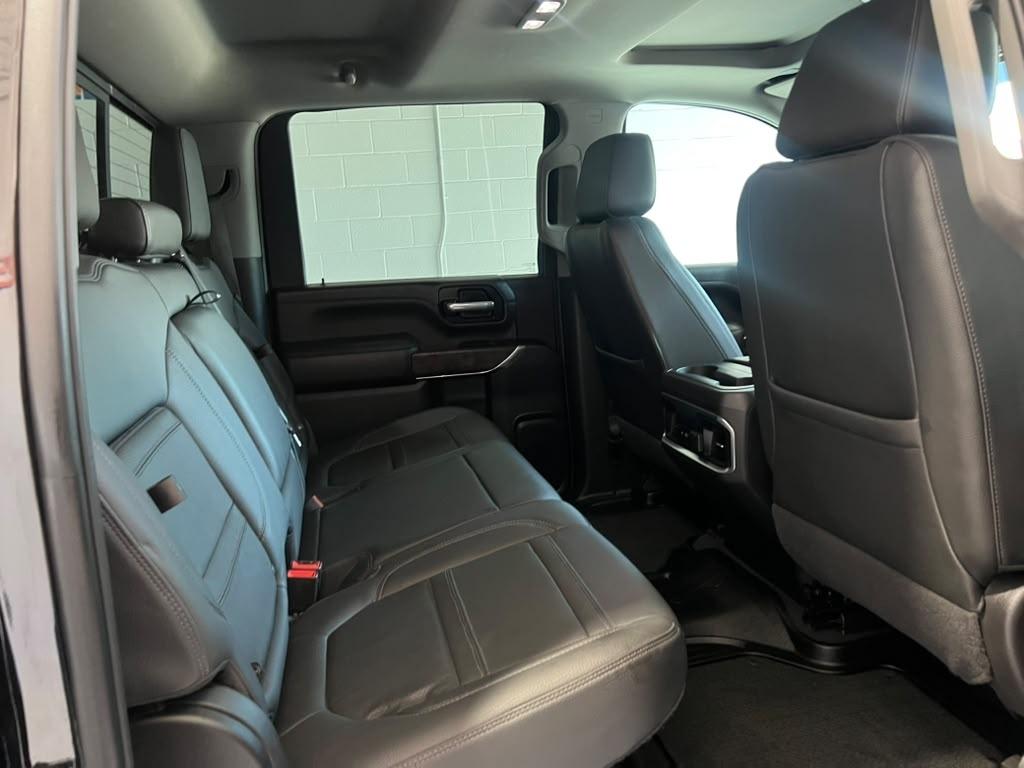 GMC Sierra 2500HD Denali Crew Cab 4WD SB 2022