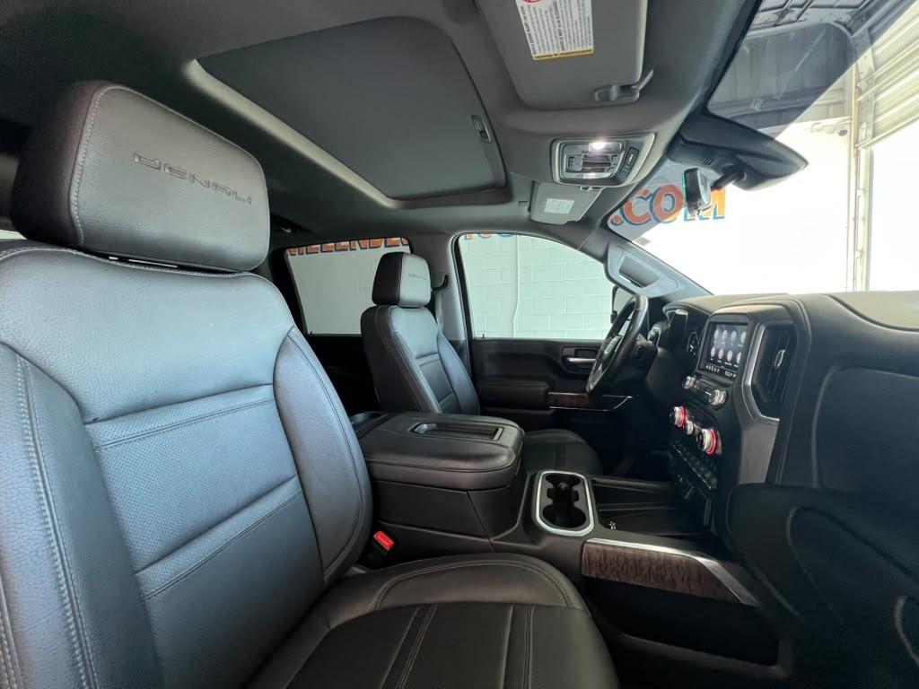 GMC Sierra 2500HD Denali Crew Cab 4WD SB 2022
