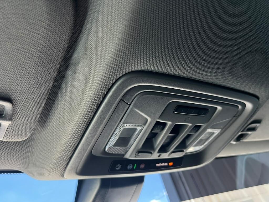 GMC Sierra 2500HD Denali Crew Cab 4WD SB 2022
