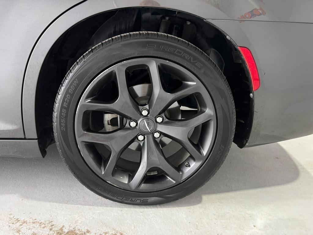 Chrysler 300 Touring 2023
