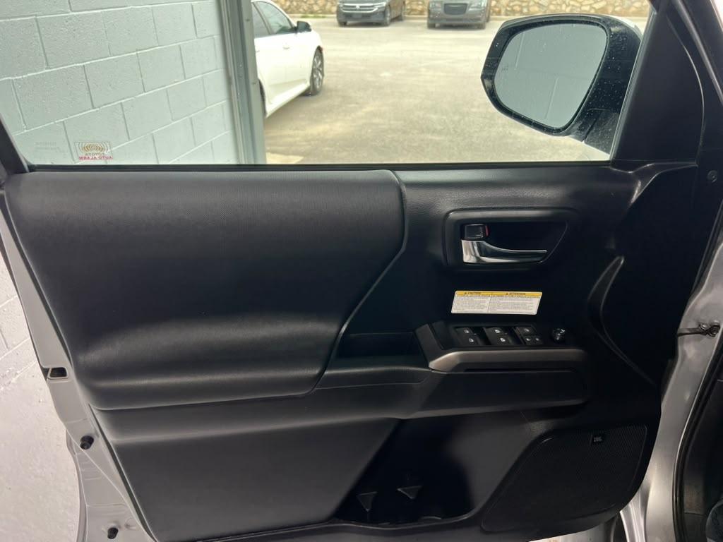 Toyota Tacoma SR5 Double Cab Long Bed V6 6AT 4WD 2019