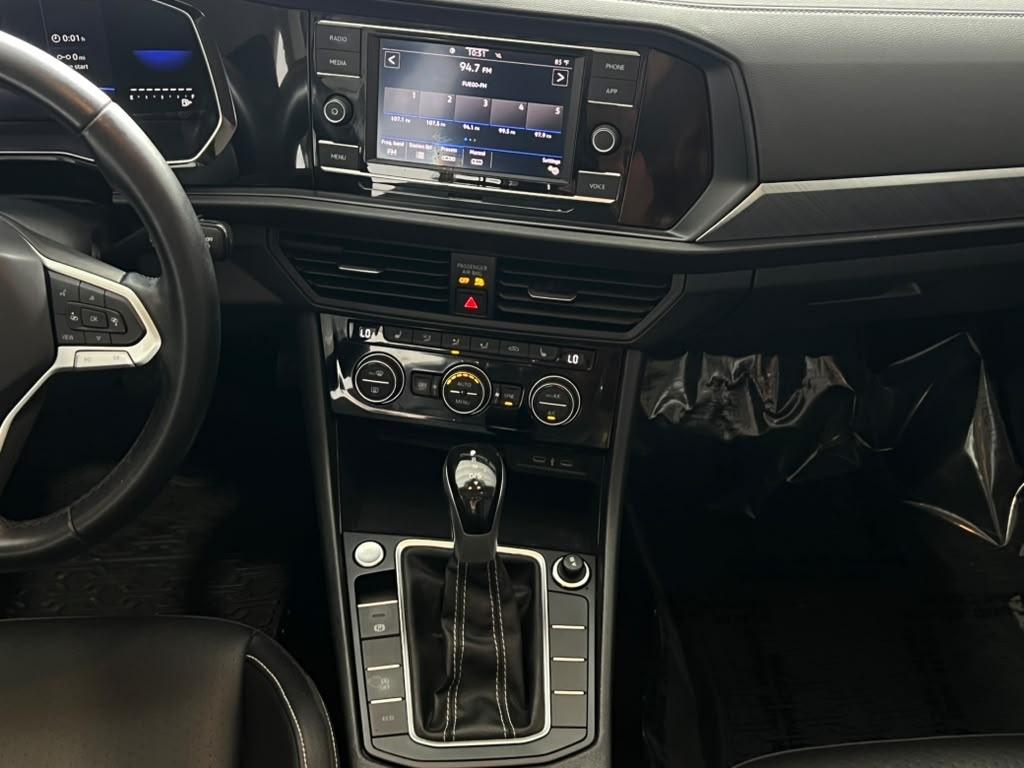 Volkswagen Jetta SE 2023
