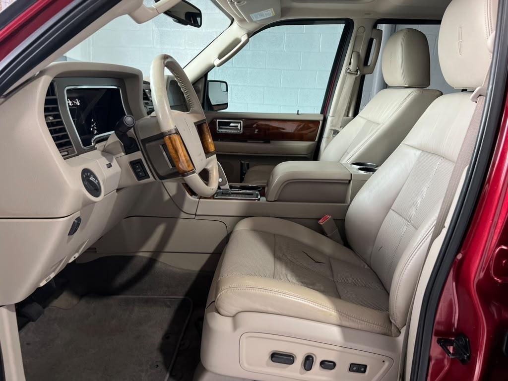 Lincoln Navigator 2WD 2013