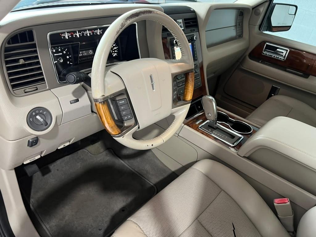 Lincoln Navigator 2WD 2013