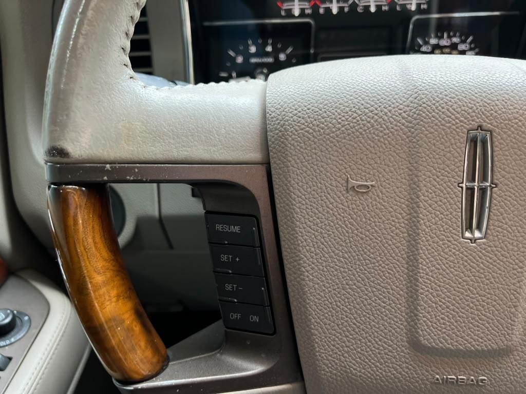 Lincoln Navigator 2WD 2013