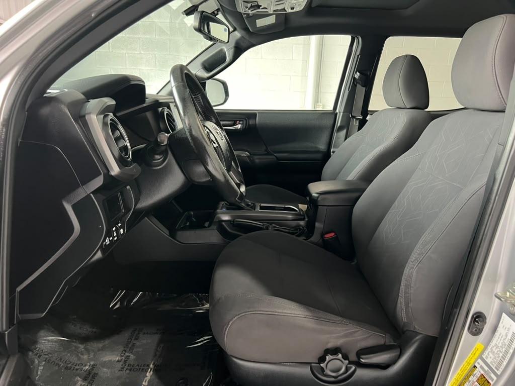 Toyota Tacoma SR5 Double Cab Long Bed V6 6AT 4WD 2017
