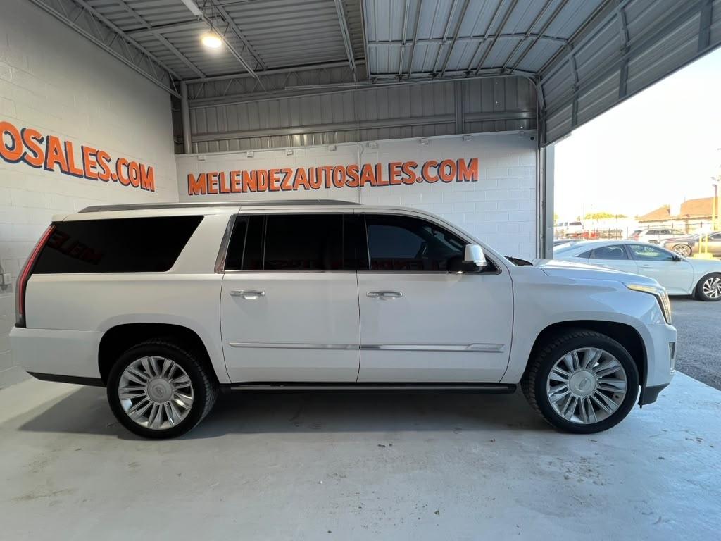 Cadillac Escalade ESV Platinum 4WD 2016