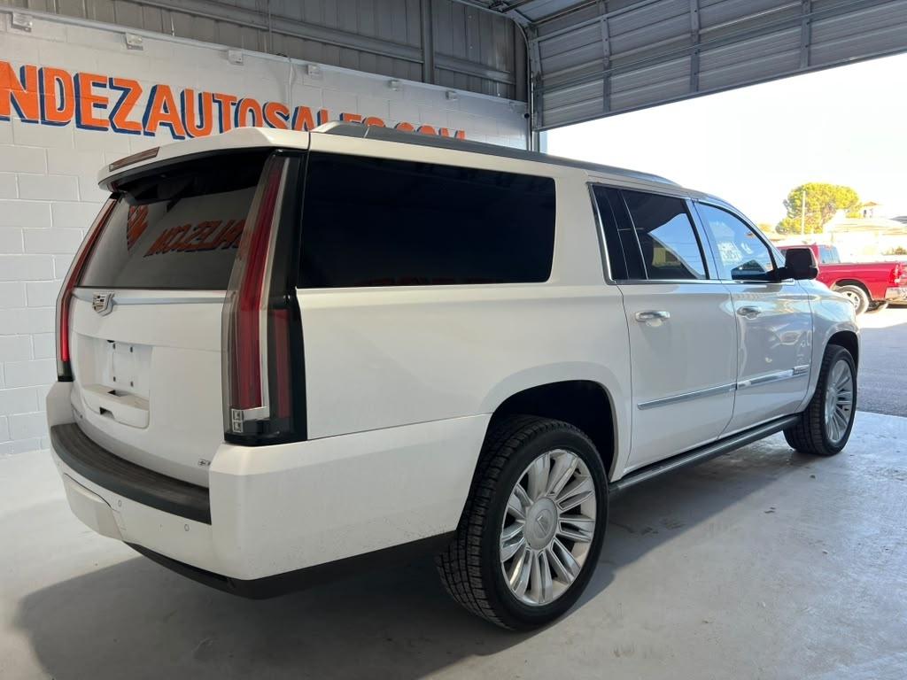 Cadillac Escalade ESV Platinum 4WD 2016