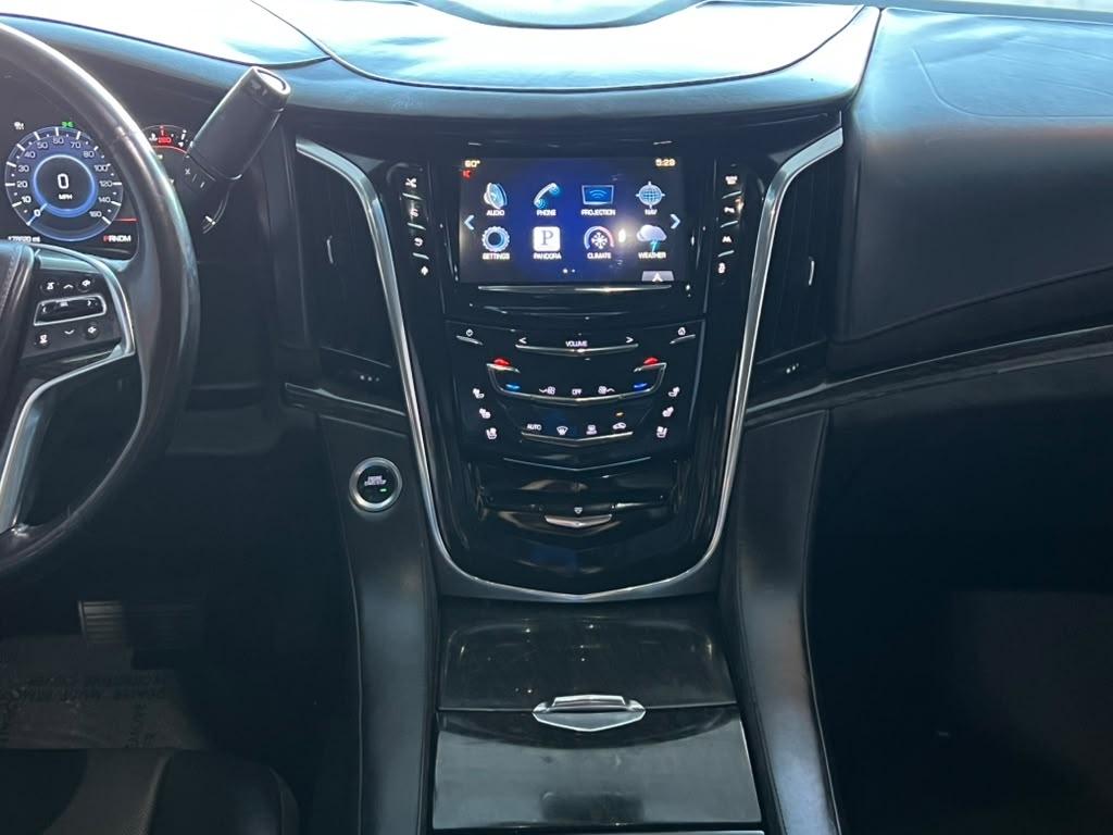 Cadillac Escalade ESV Platinum 4WD 2016