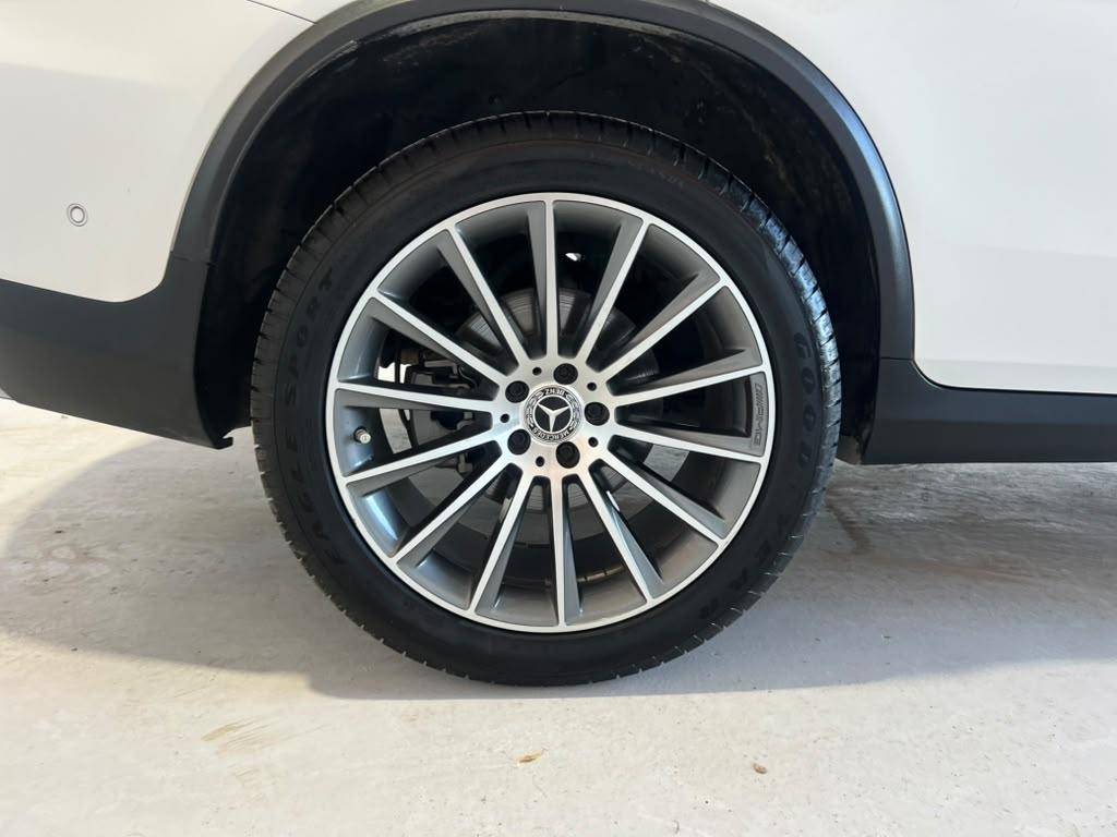 Mercedes-Benz GLC-Class Coupe GLC300 4MATIC 2020
