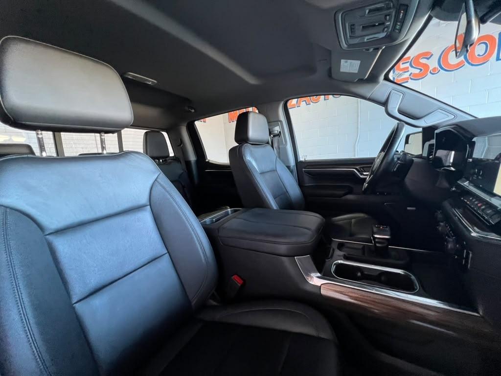 Chevrolet Silverado 1500 RST Crew Cab 4WD 2024