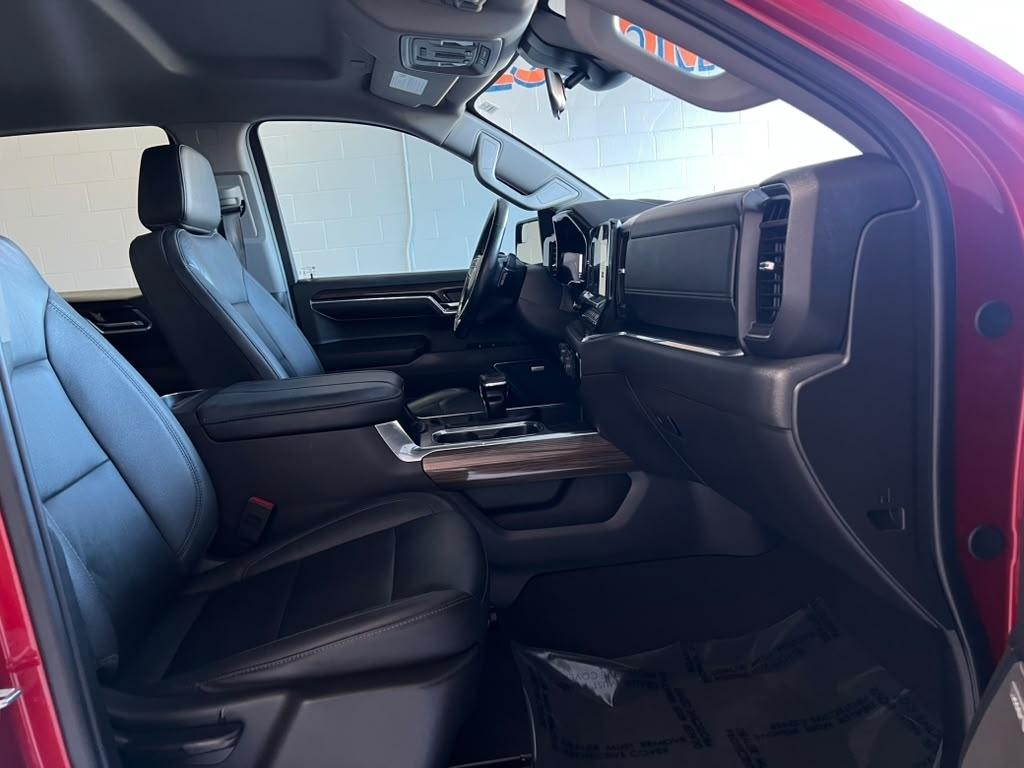 Chevrolet Silverado 1500 RST Crew Cab 4WD 2024