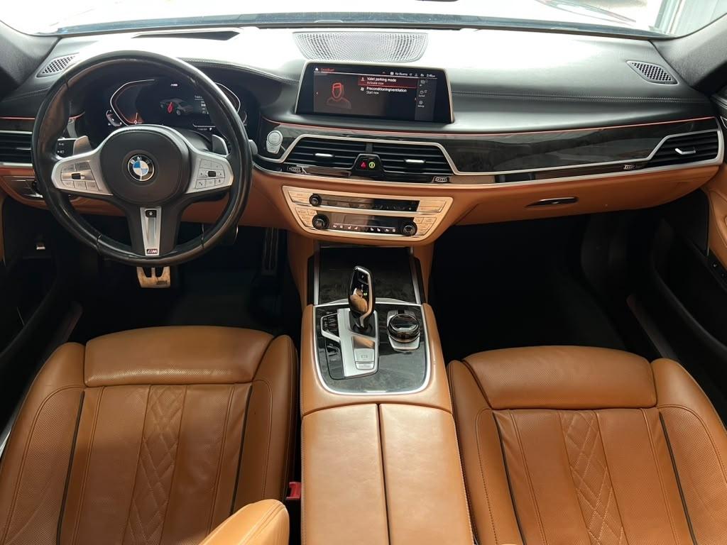 BMW 7-Series 750i xDrive 2022
