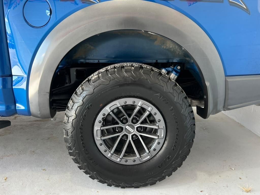 Ford F-150 Raptor SuperCrew 4WD 2017