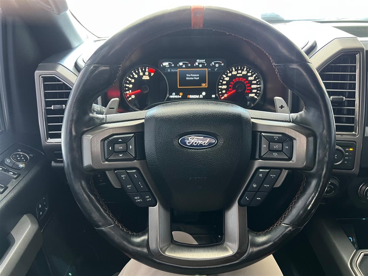 Ford F-150 Raptor SuperCrew 4WD 2017