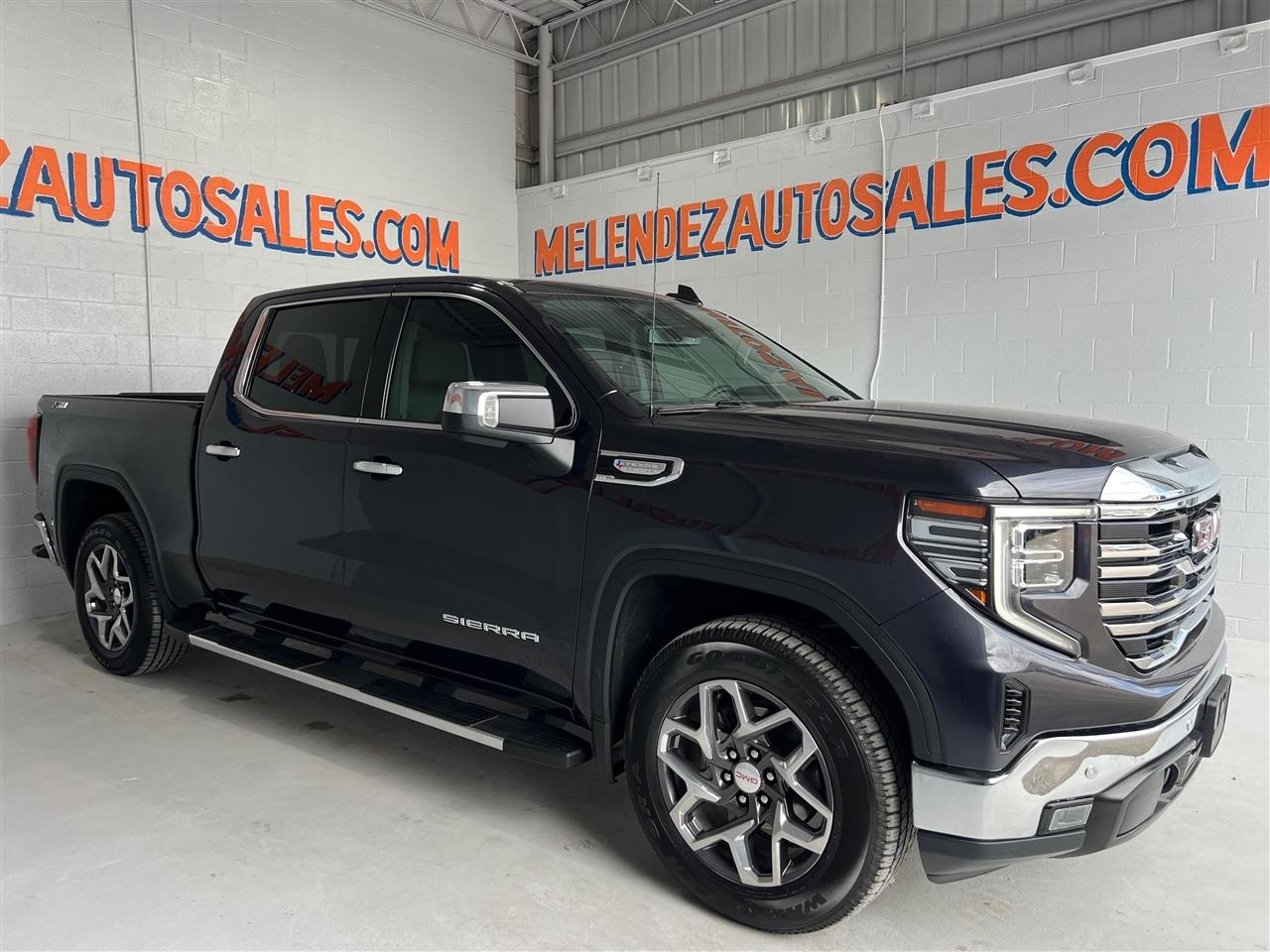 GMC Sierra 1500 SLT Crew Cab 4WD 2024