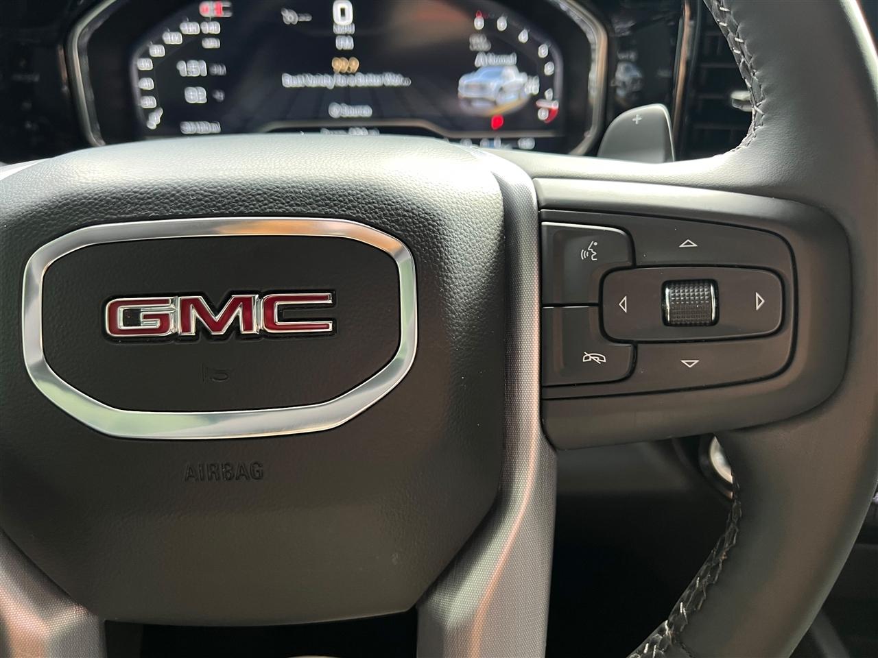 GMC Sierra 1500 SLT Crew Cab 4WD 2024
