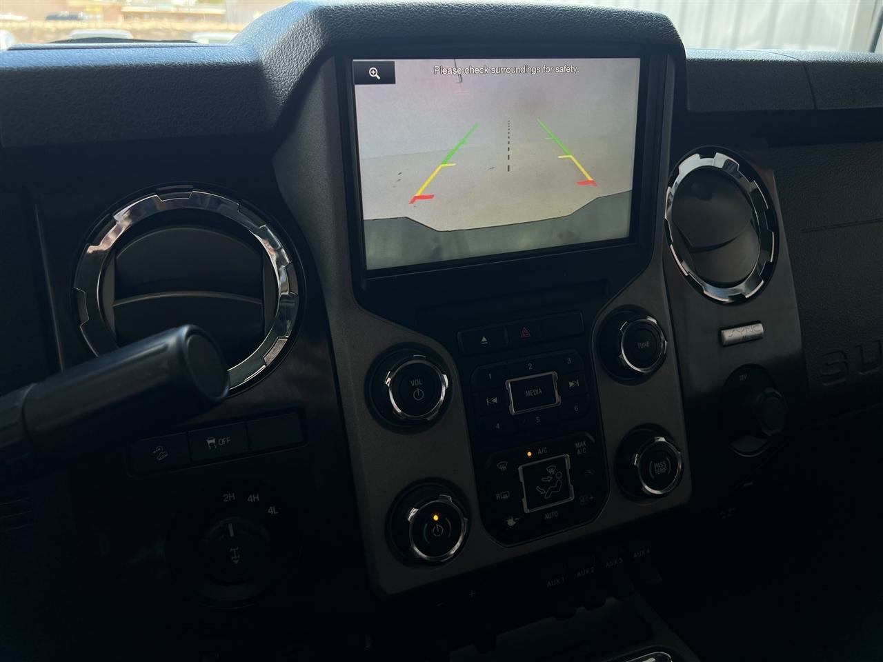 Ford F-250 SD XL Crew Cab 4WD 2015