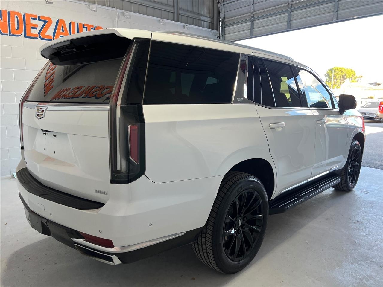 Cadillac Escalade Premium Luxury AWD 2022