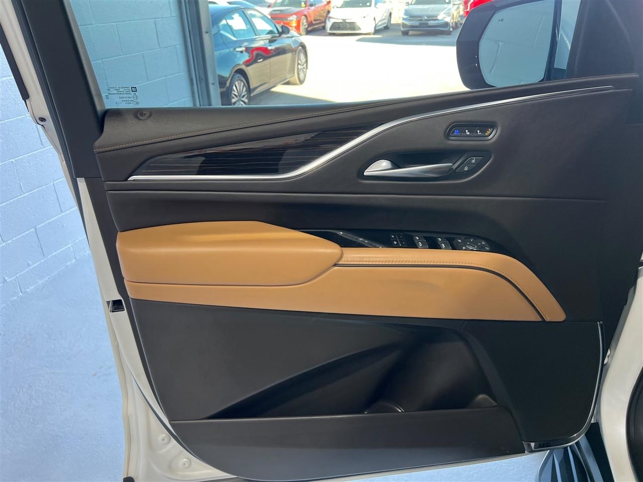 Cadillac Escalade Premium Luxury AWD 2022