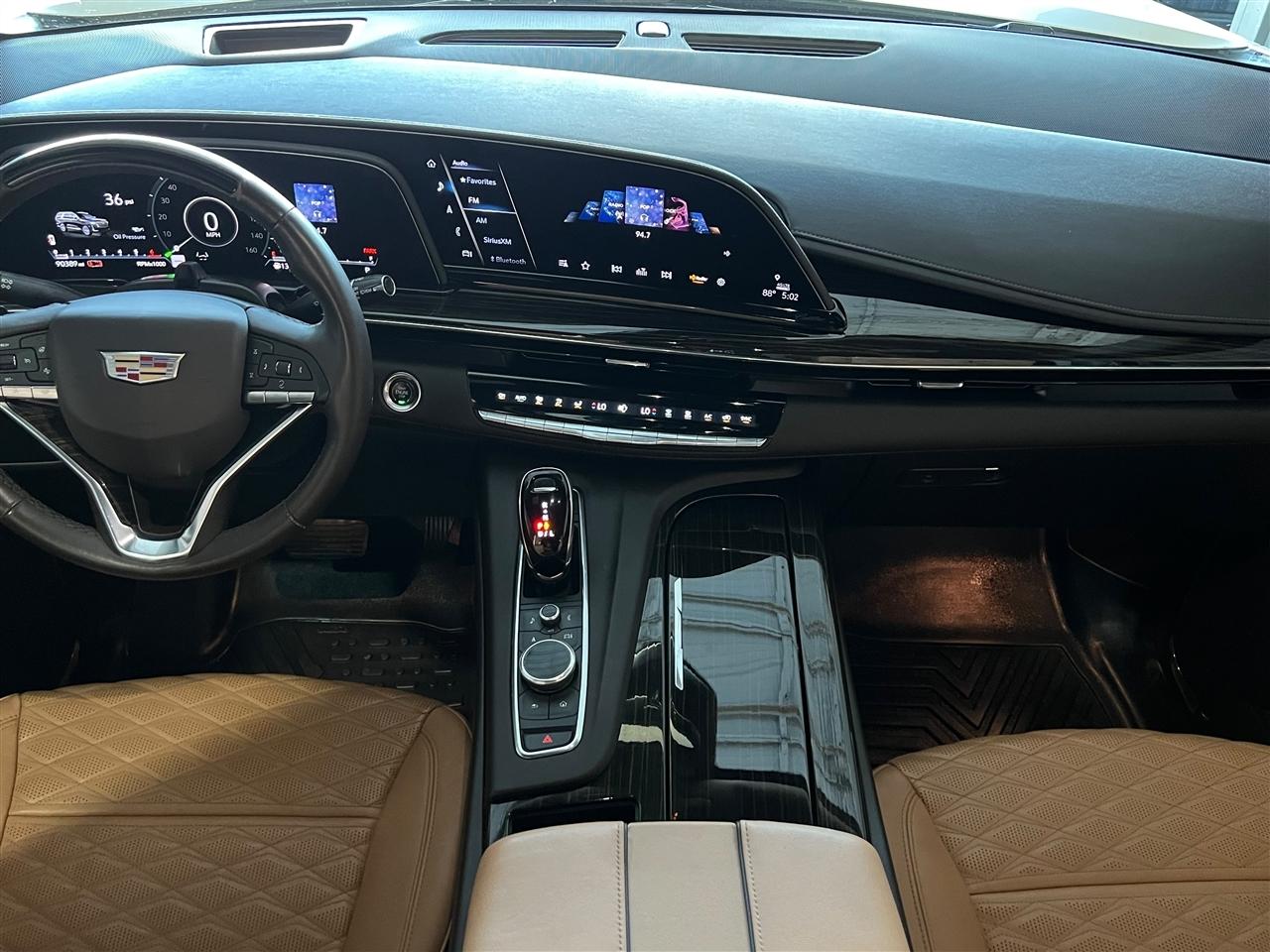 Cadillac Escalade Premium Luxury AWD 2022