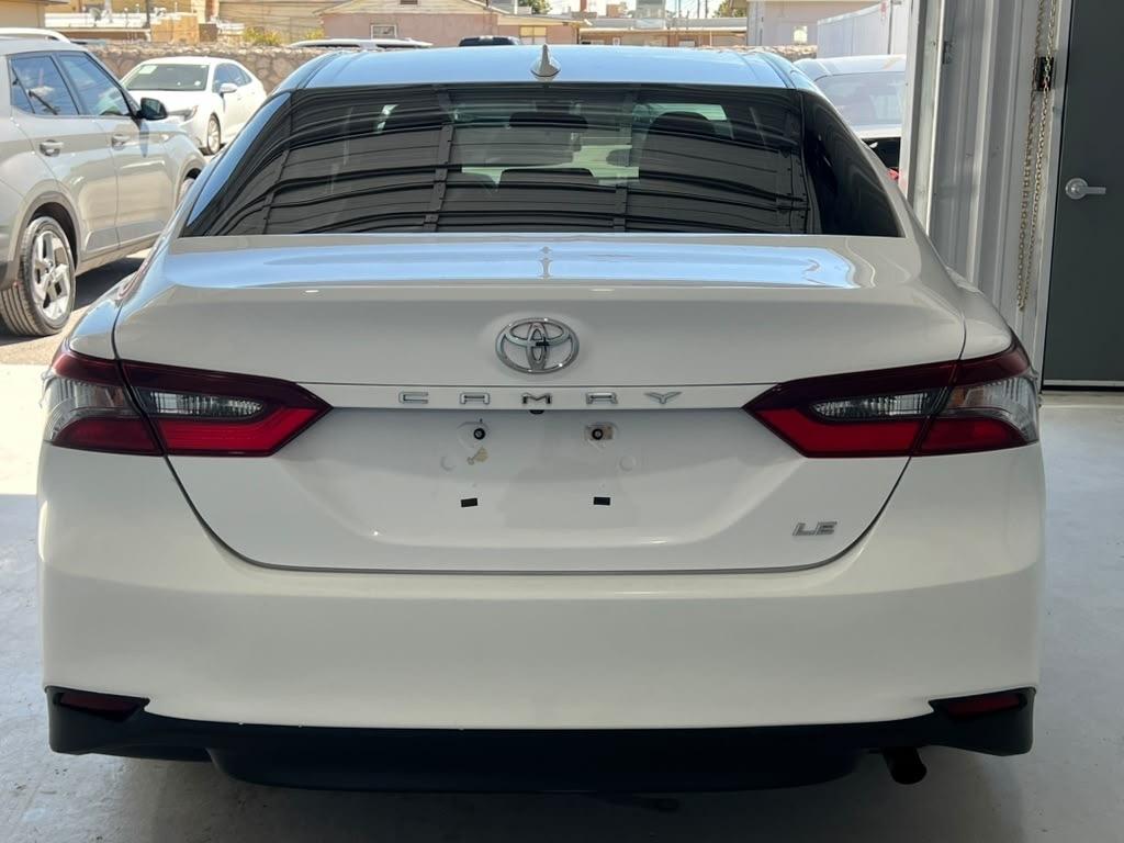 Toyota Camry LE 2021