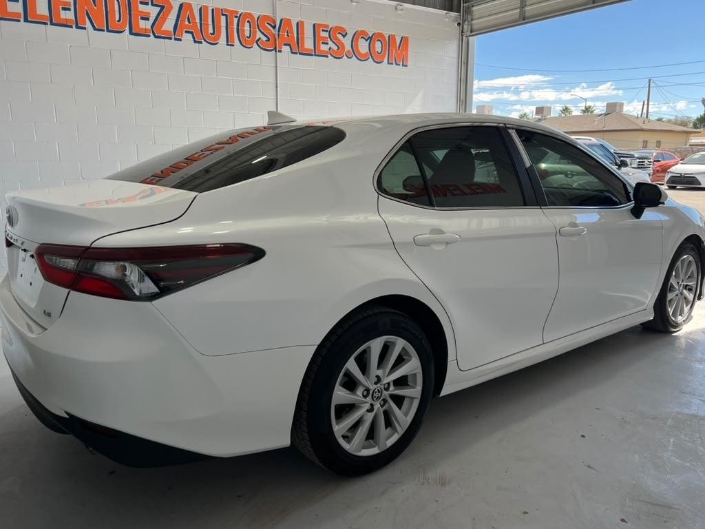 Toyota Camry LE 2021