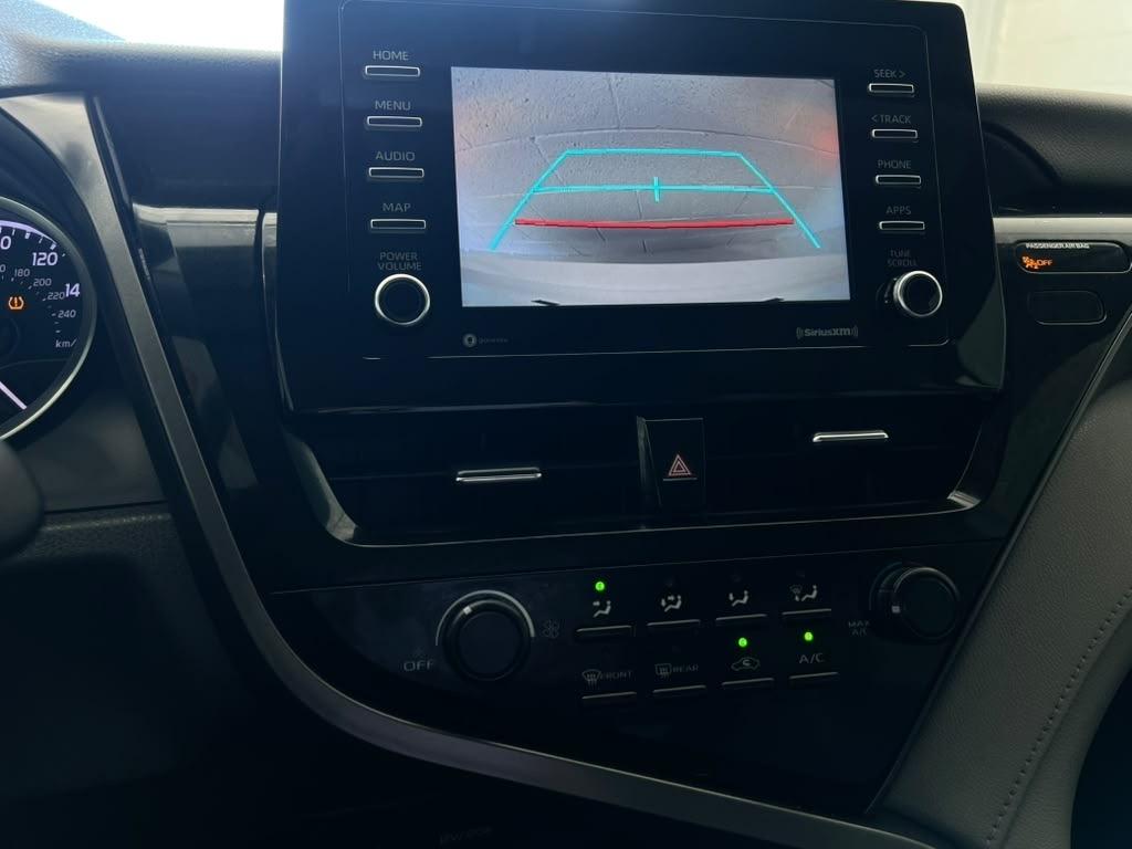 Toyota Camry LE 2021