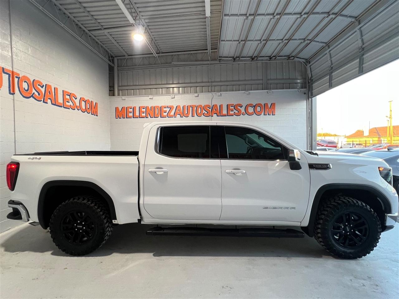 GMC Sierra 1500 SLE Crew Cab 4WD 2024