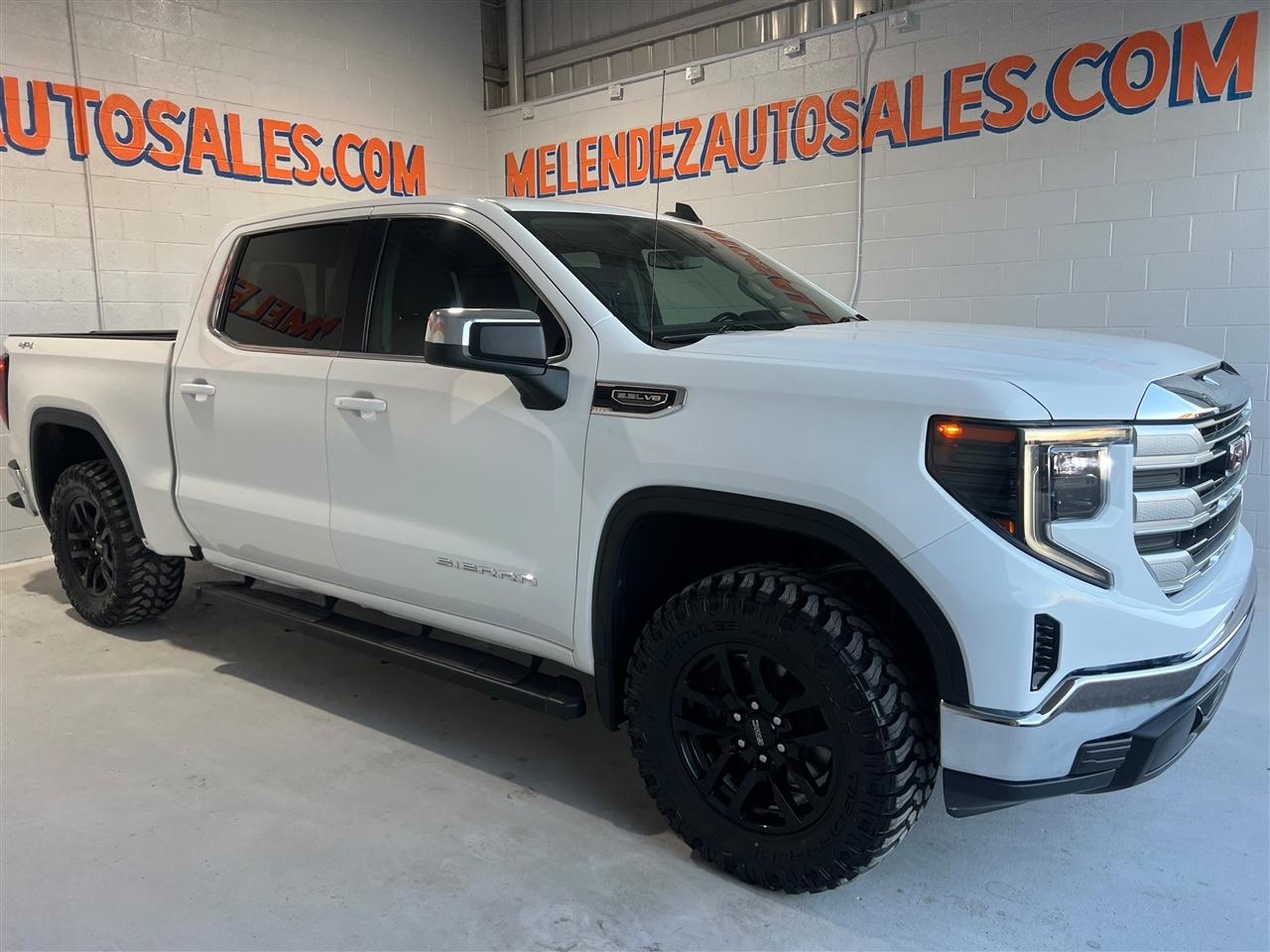 GMC Sierra 1500 SLE Crew Cab 4WD 2024