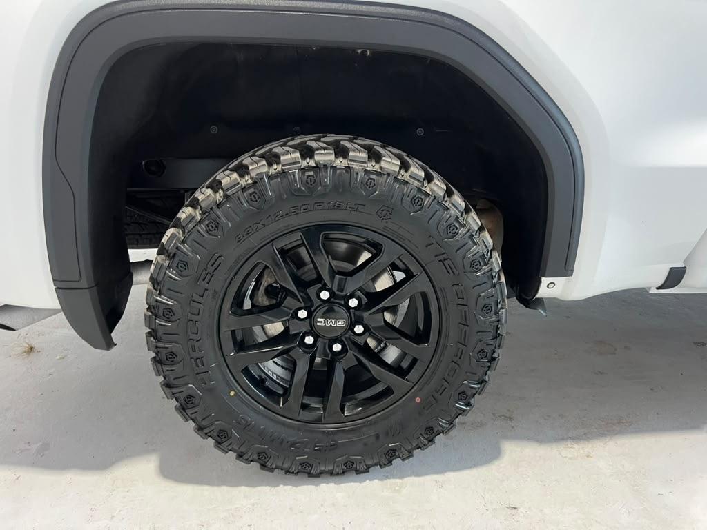GMC Sierra 1500 SLE Crew Cab 4WD 2024