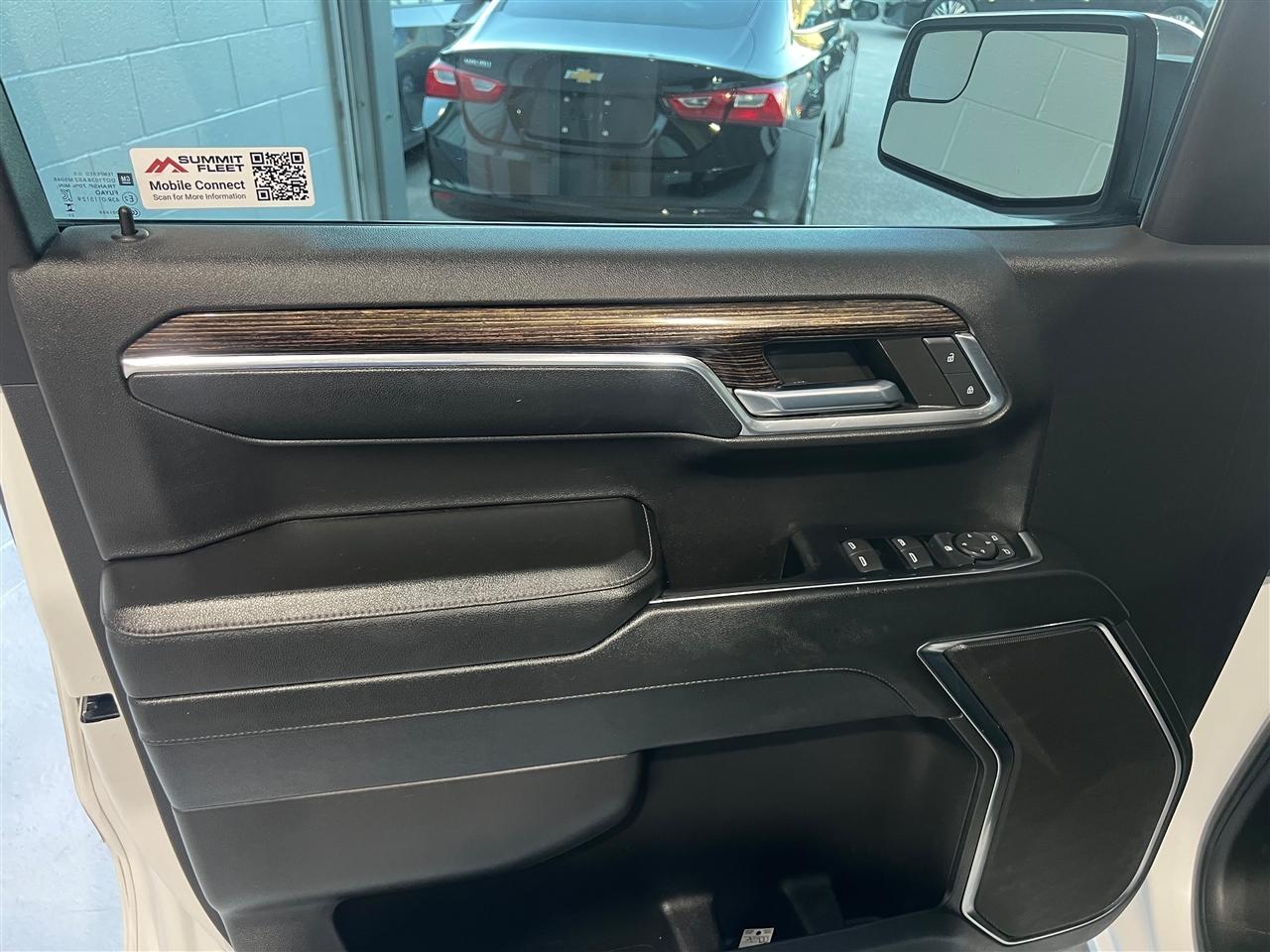 GMC Sierra 1500 SLE Crew Cab 4WD 2024
