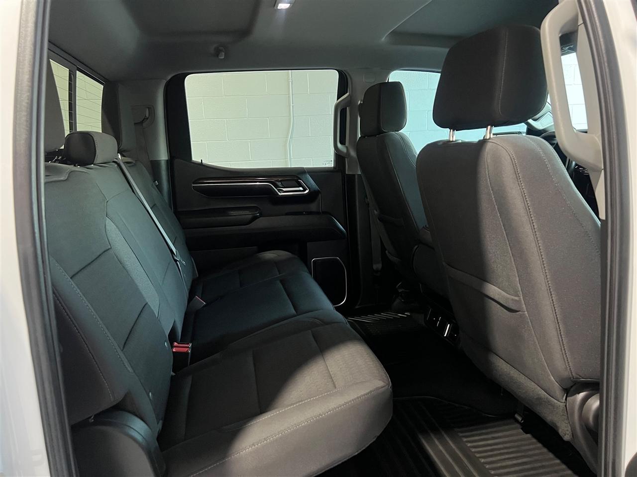 GMC Sierra 1500 SLE Crew Cab 4WD 2024