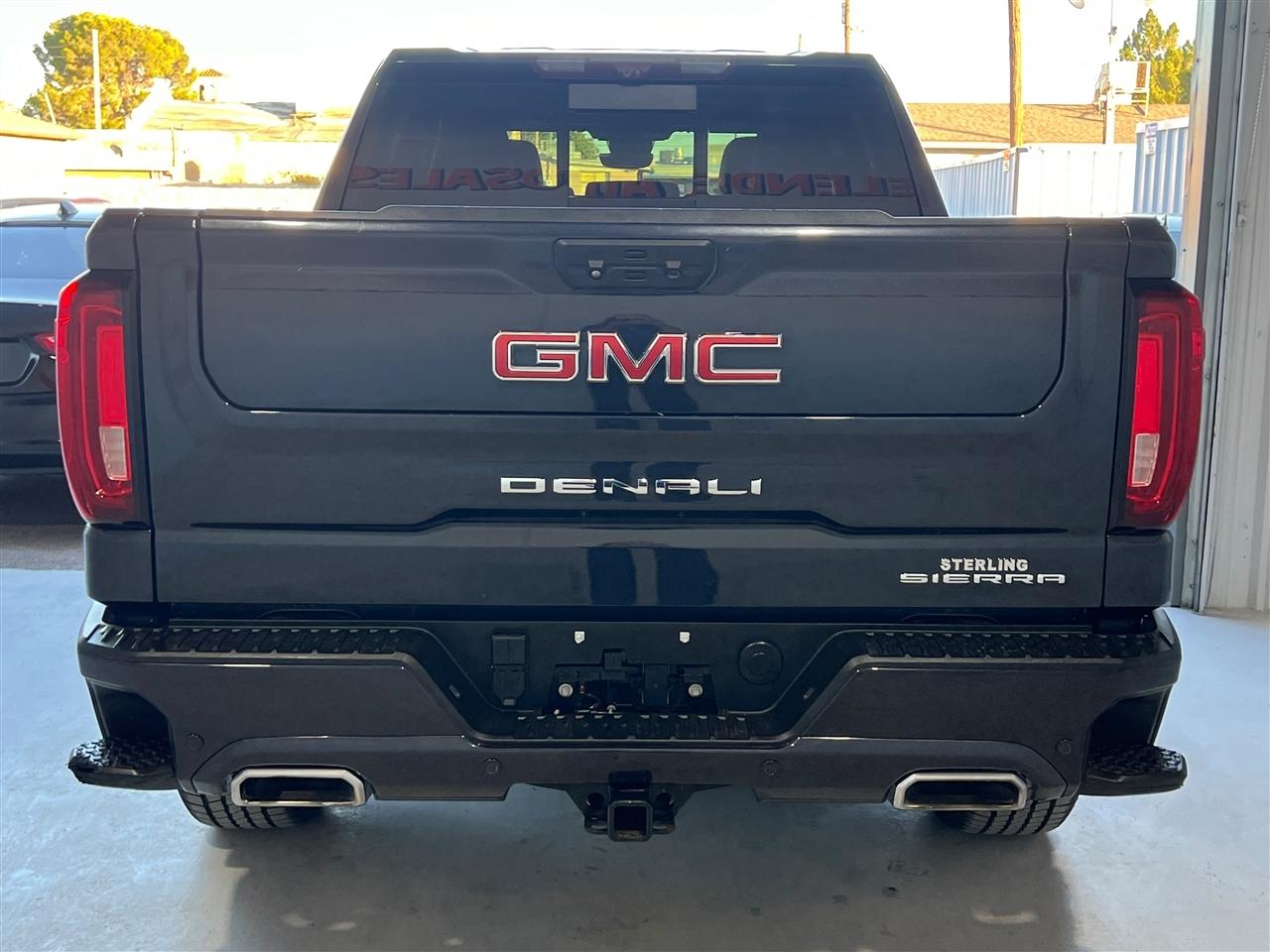 GMC Sierra 1500 Denali Crew Cab Short Box 4WD 2023