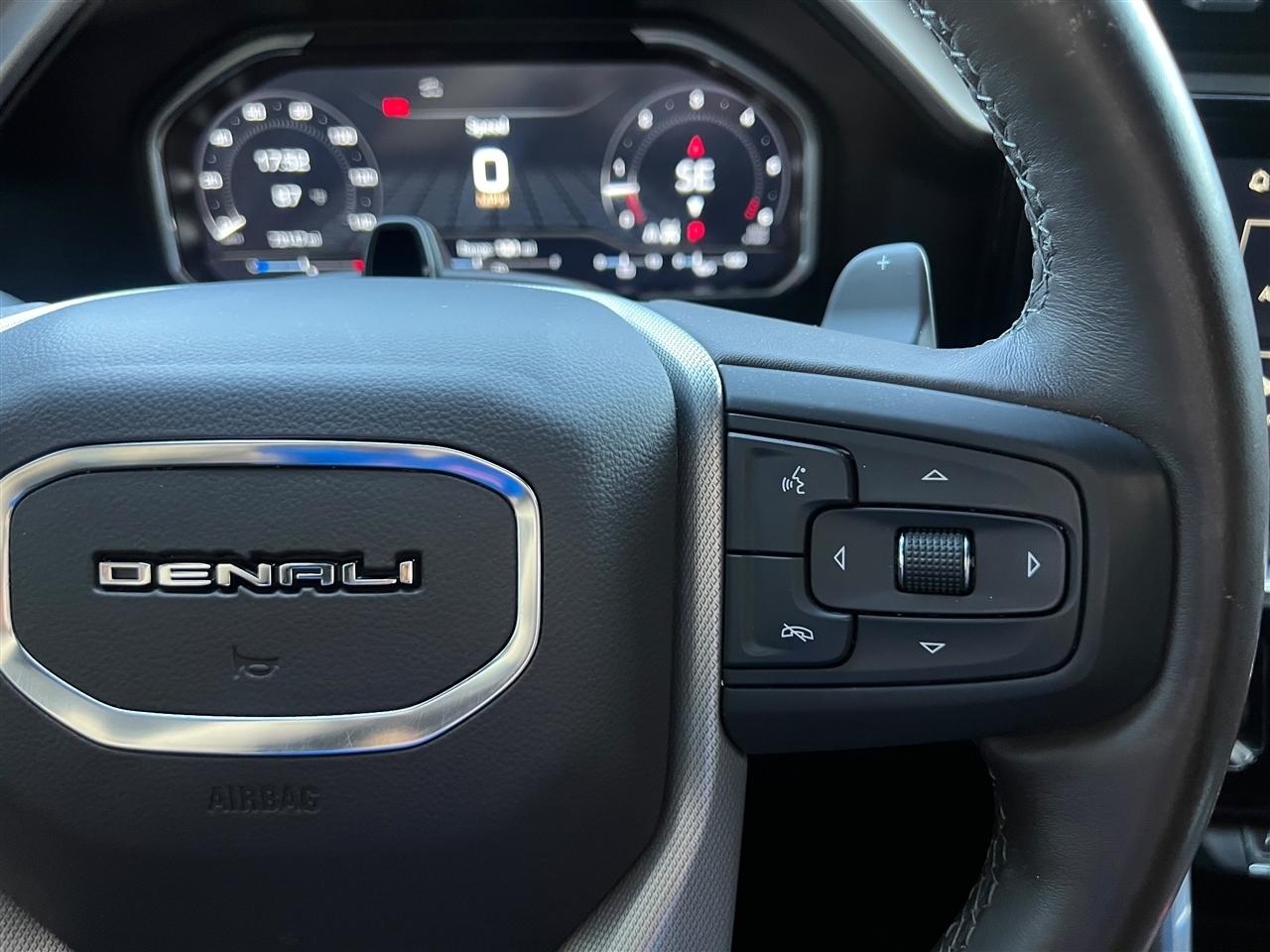 GMC Sierra 1500 Denali Crew Cab Short Box 4WD 2023