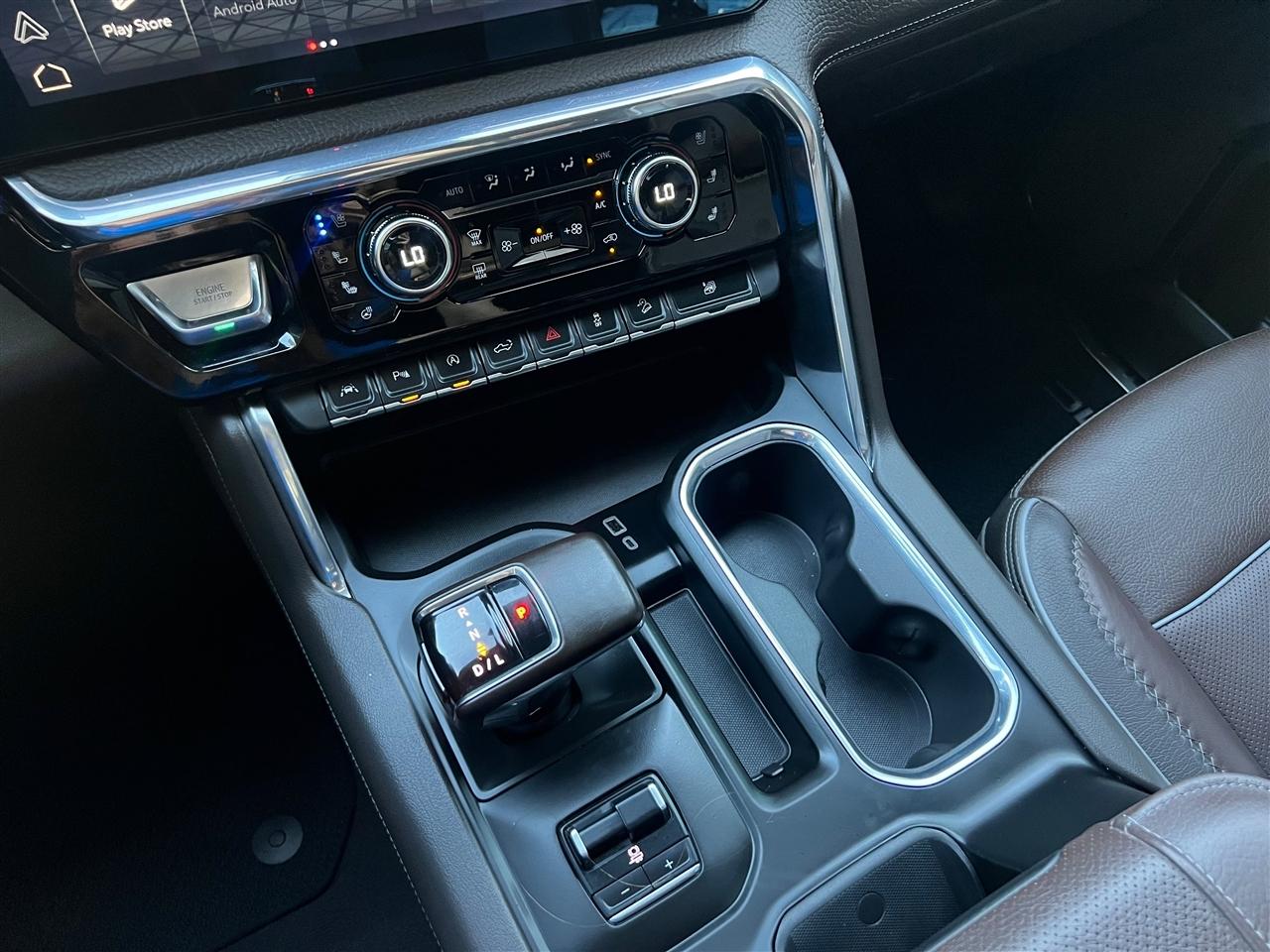 GMC Sierra 1500 Denali Crew Cab Short Box 4WD 2023