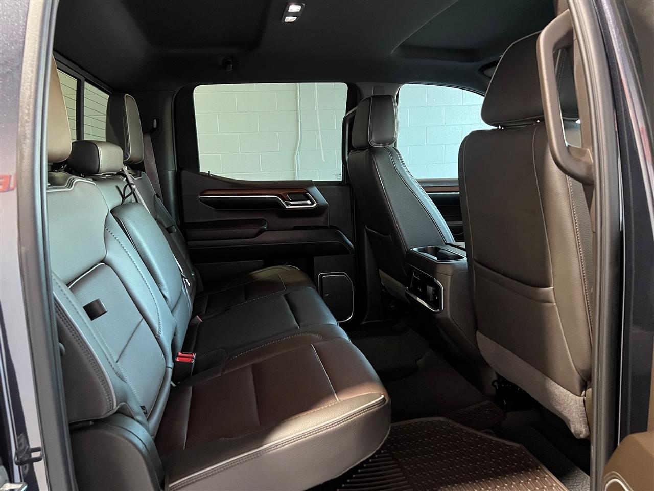 GMC Sierra 1500 Denali Crew Cab Short Box 4WD 2023